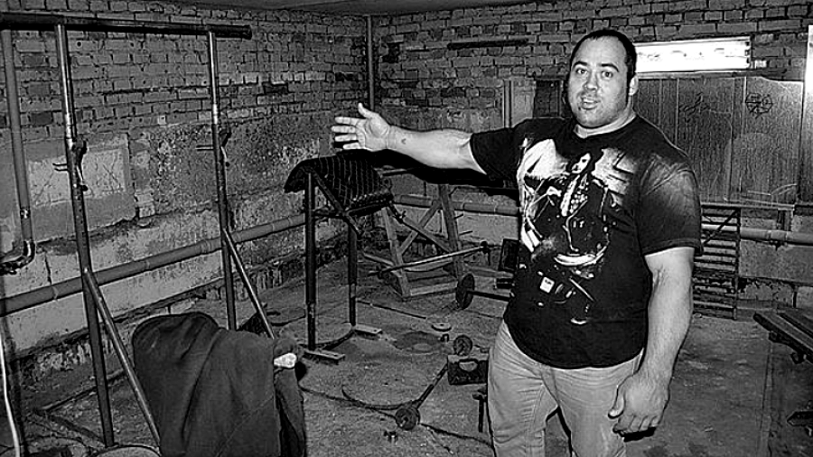 Andrey Malanichev's first gym, in a dusty, dimly lit basement in Moscow